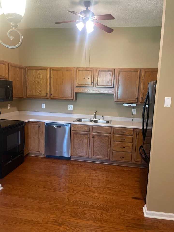 3441 Lexann Ln - Photo 5 of 31