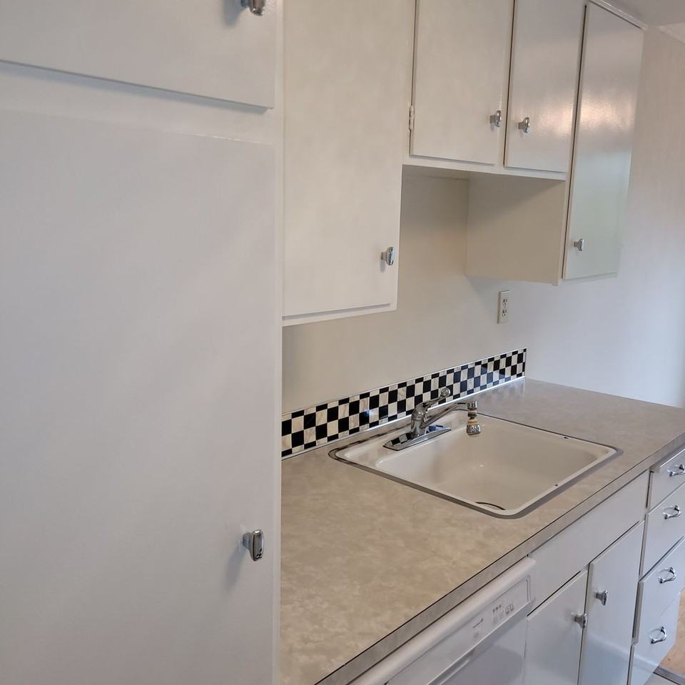 6421 Lake Washington Blvd Ne - Photo 5 of 21