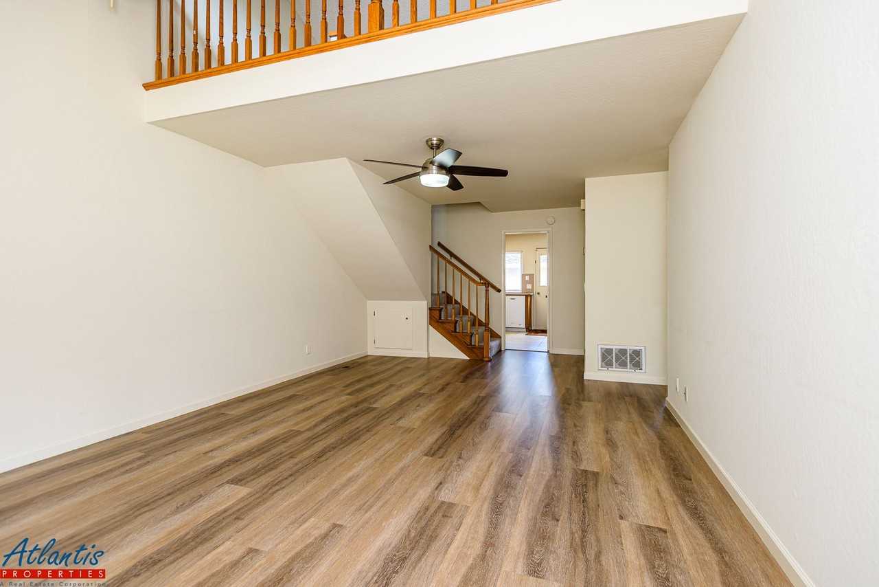 10155 Swan Oak Ln - Photo 3 of 17