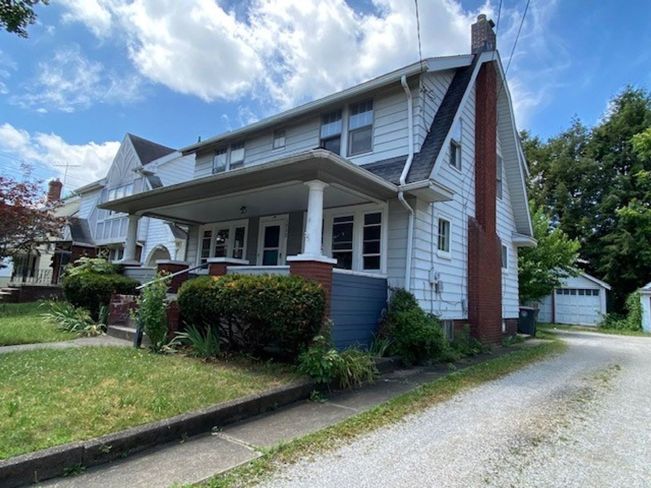 1032 Berwin St - Photo 2 of 24