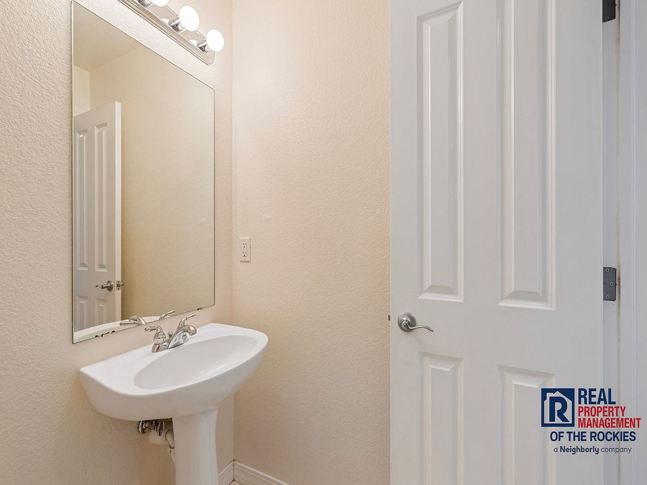 3051 Sage Creek Rd #C14 - Photo 4 of 12