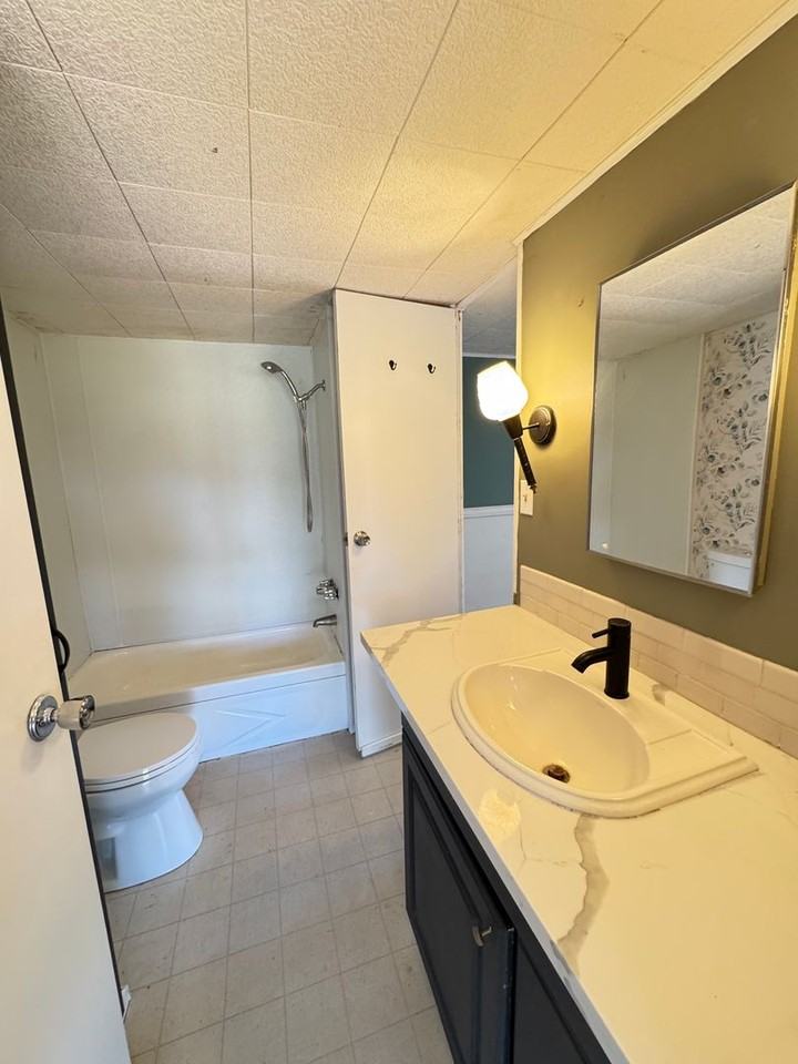 5802 Fruitland Rd - Photo 3 of 8