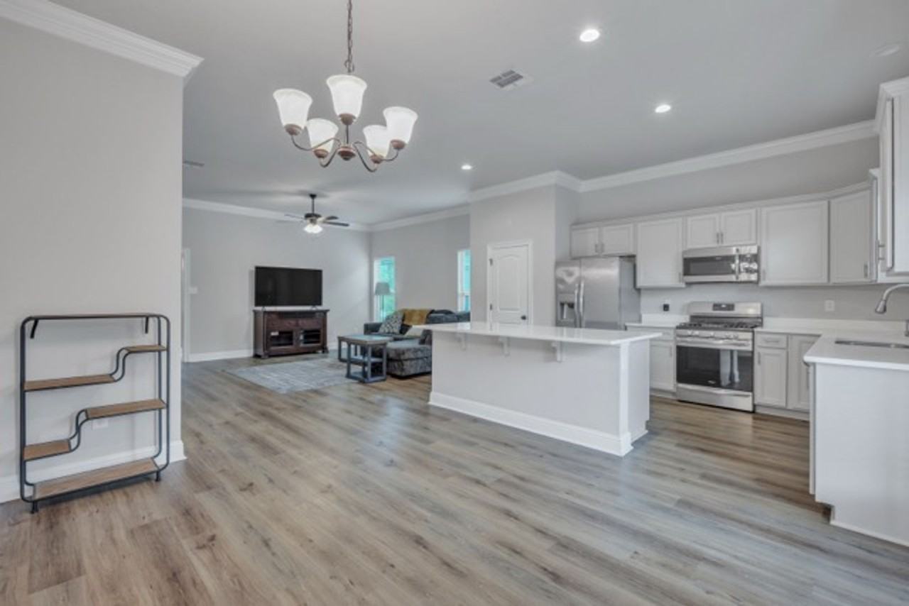 7248 Kenilworth Crossing Ave - Photo 4 of 24