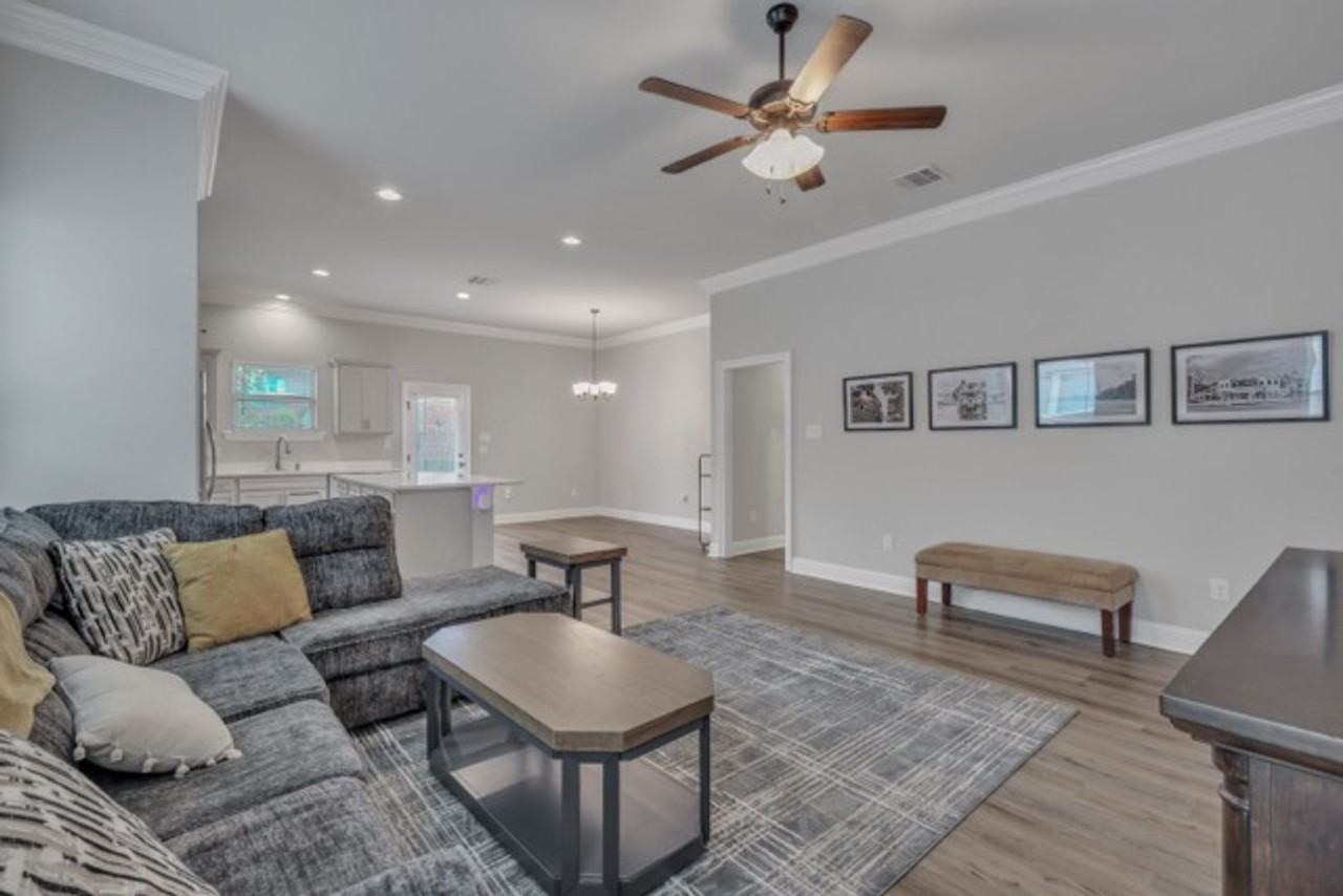 7248 Kenilworth Crossing Ave - Photo 7 of 24