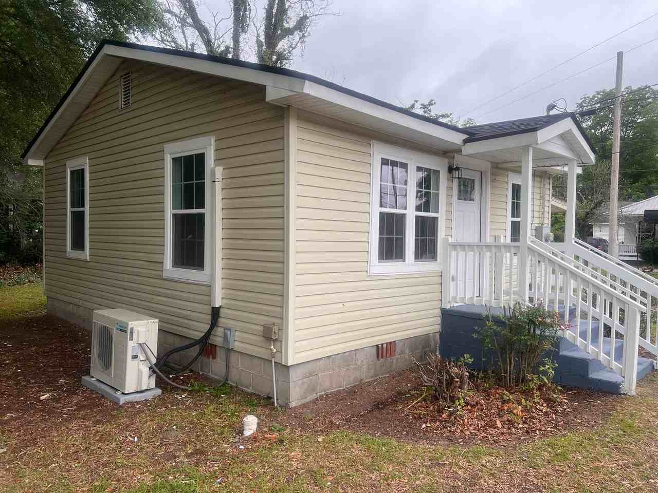 104 Milling St - Photo 3 of 13