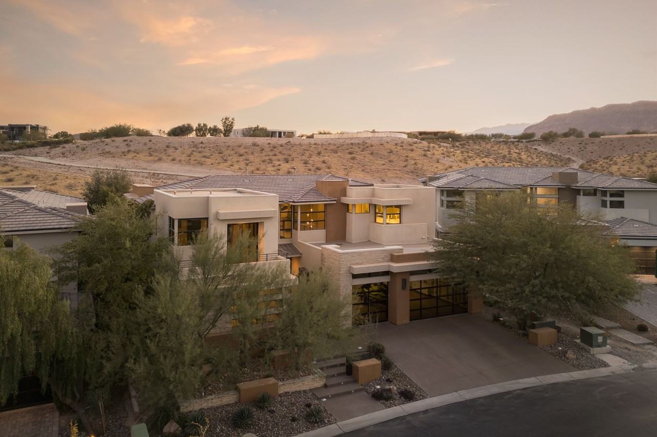 80 Glade Hollow Dr - Photo 2 of 35