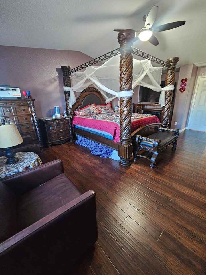 1404 Henley Pkwy - Photo 2 of 28