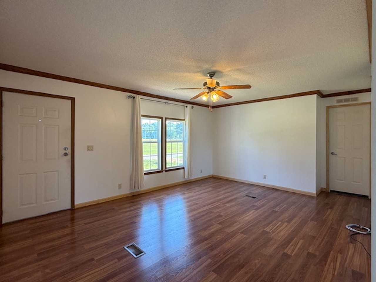 15 Azalia Ct - Photo 3 of 17