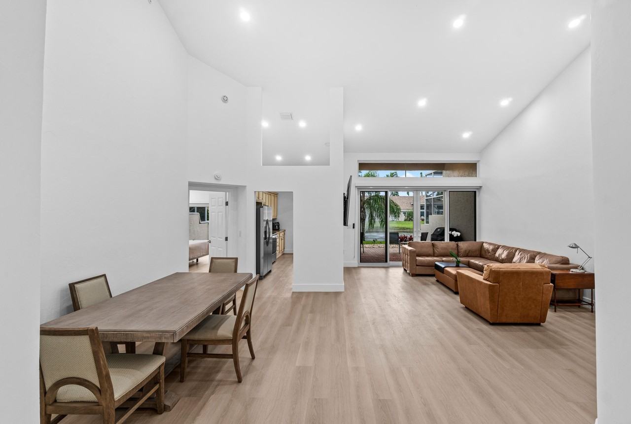 5097 Windsor Parke Dr - Photo 5 of 30