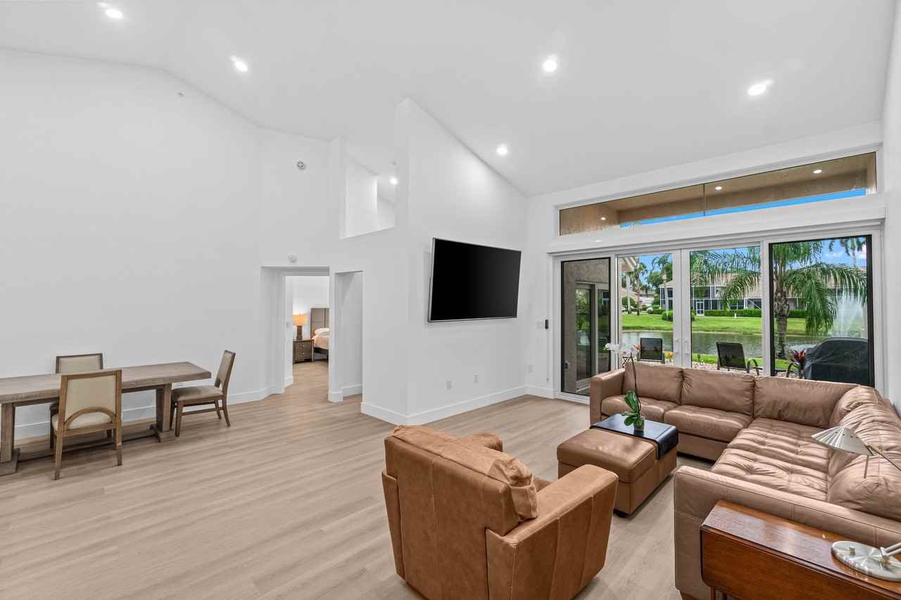 5097 Windsor Parke Dr - Photo 6 of 30