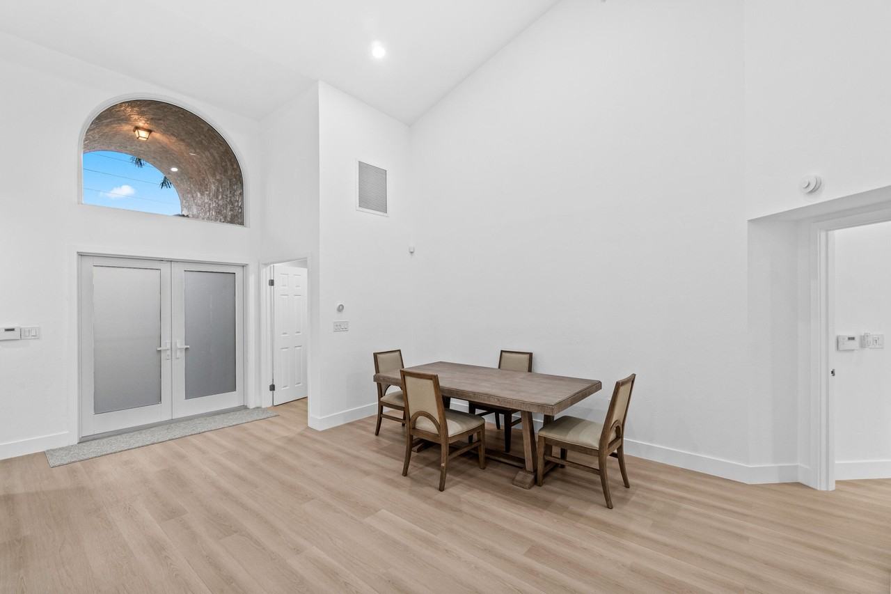 5097 Windsor Parke Dr - Photo 7 of 30