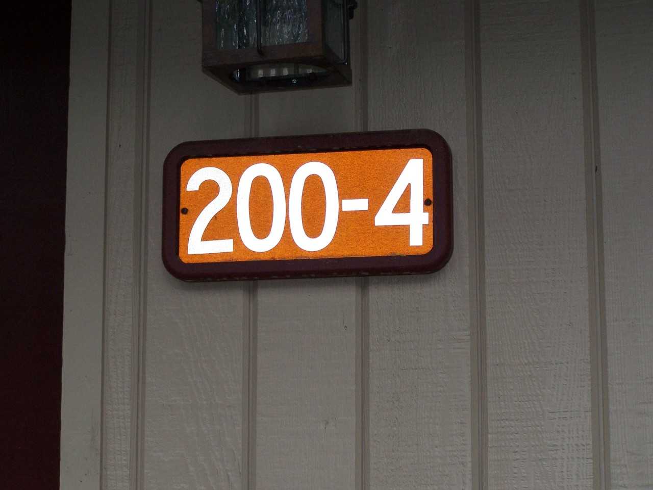 200 Captains Walk Cir - Photo 3 of 19