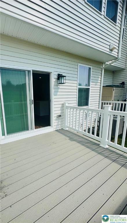 7640 Clayton Ave - Photo 3 of 15