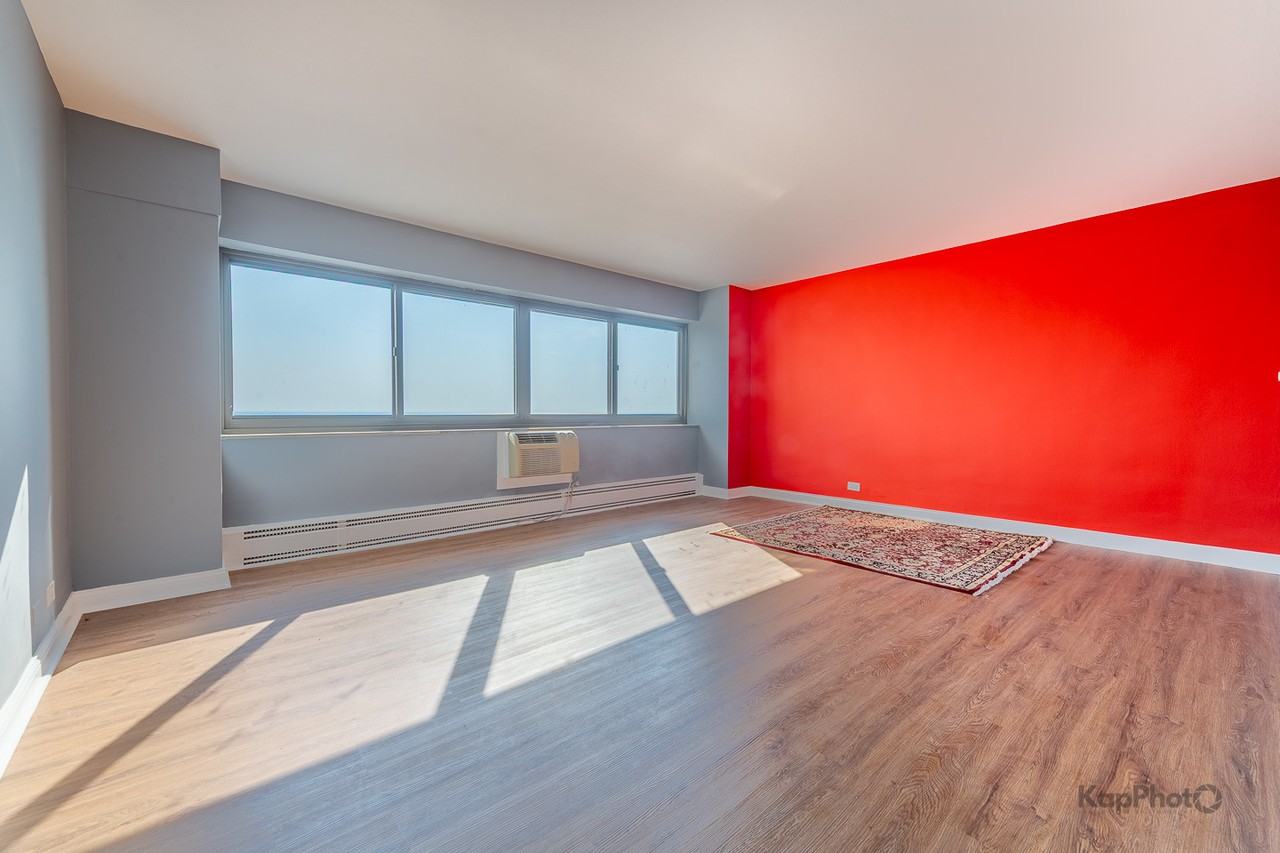 7337 South South Shore Drive ##609 - Photo 2 of 35