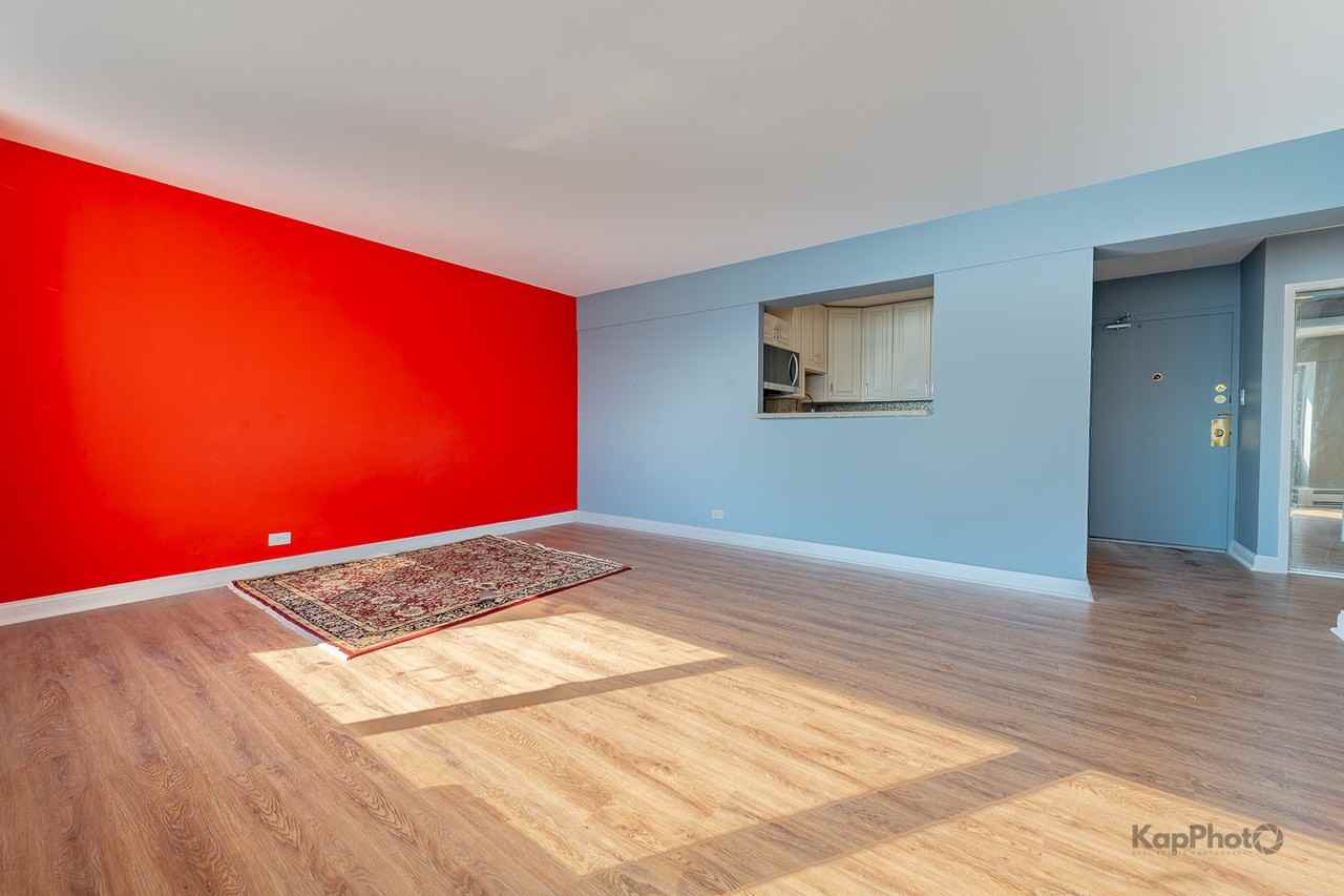 7337 South South Shore Drive ##609 - Photo 4 of 35