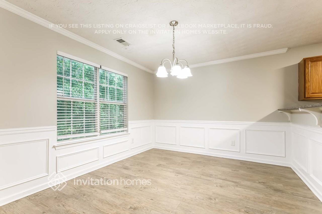 7615 Crimson Ct - Photo 6 of 17