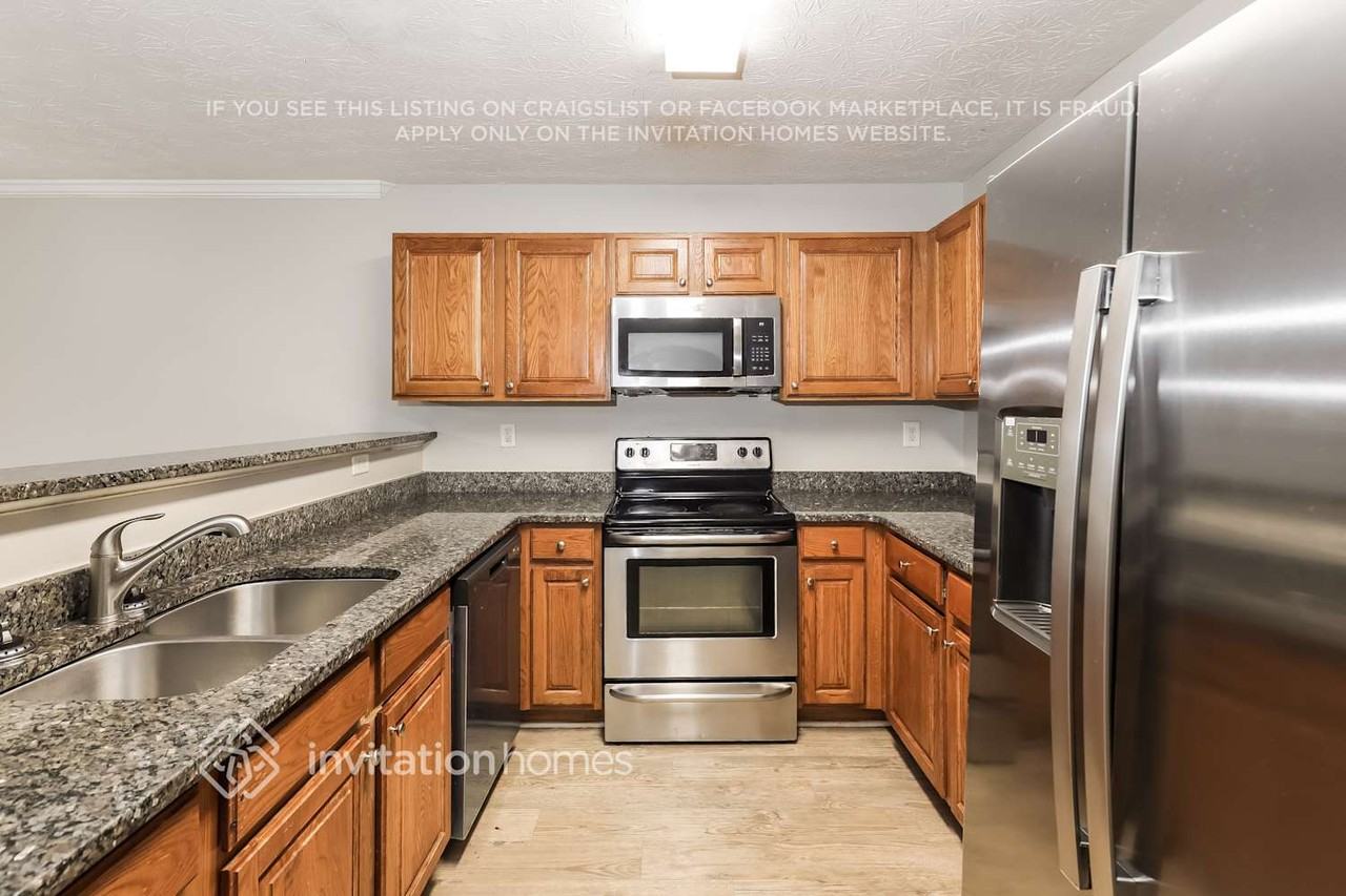 7615 Crimson Ct - Photo 7 of 17