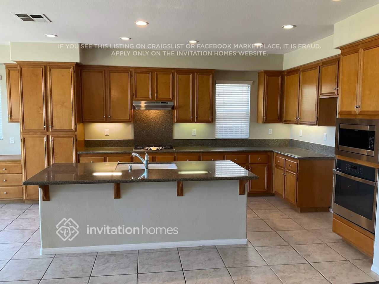 34091 Pamplona Ave - Photo 7 of 15
