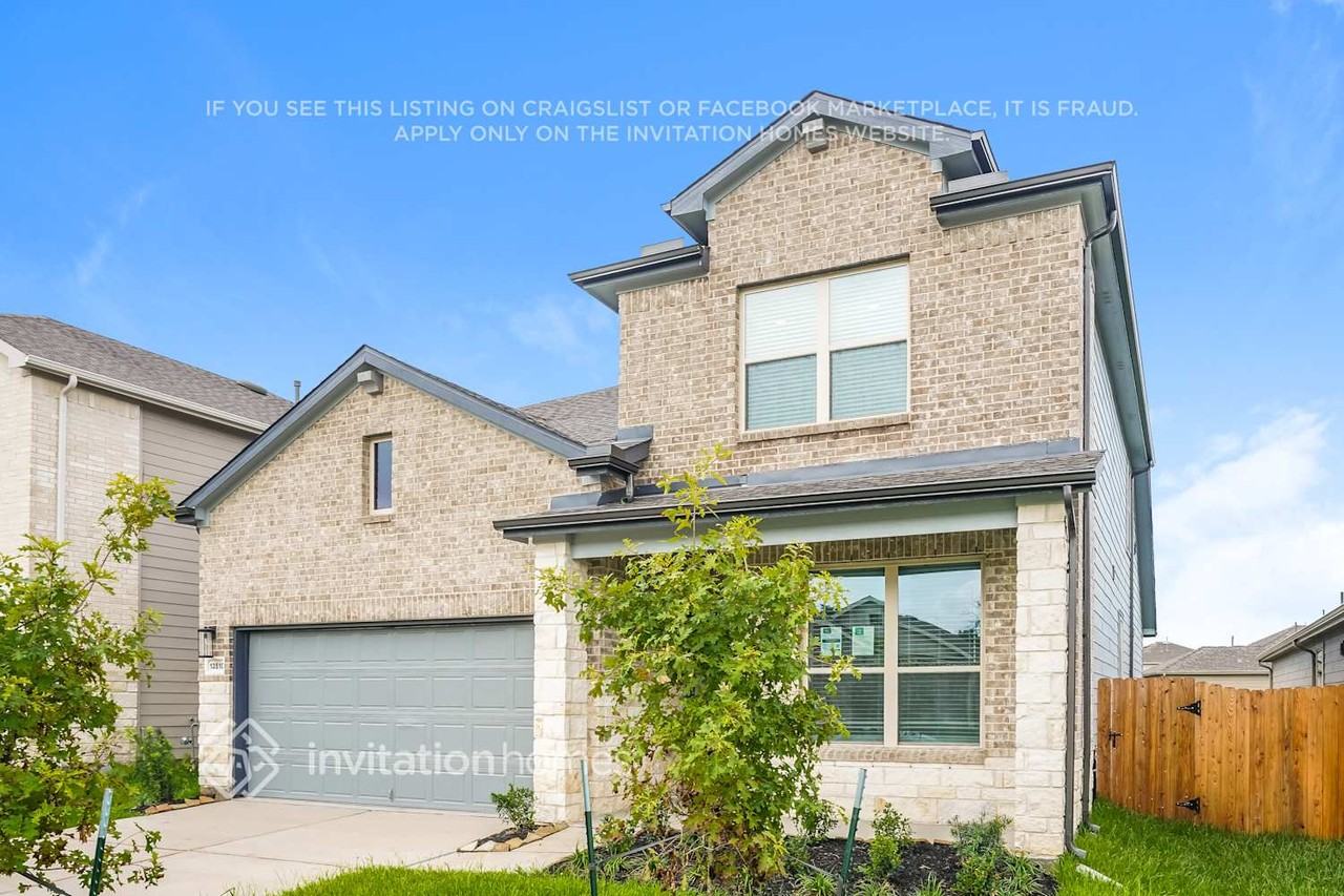 13510 Maltessa Dr - Photo 2 of 19