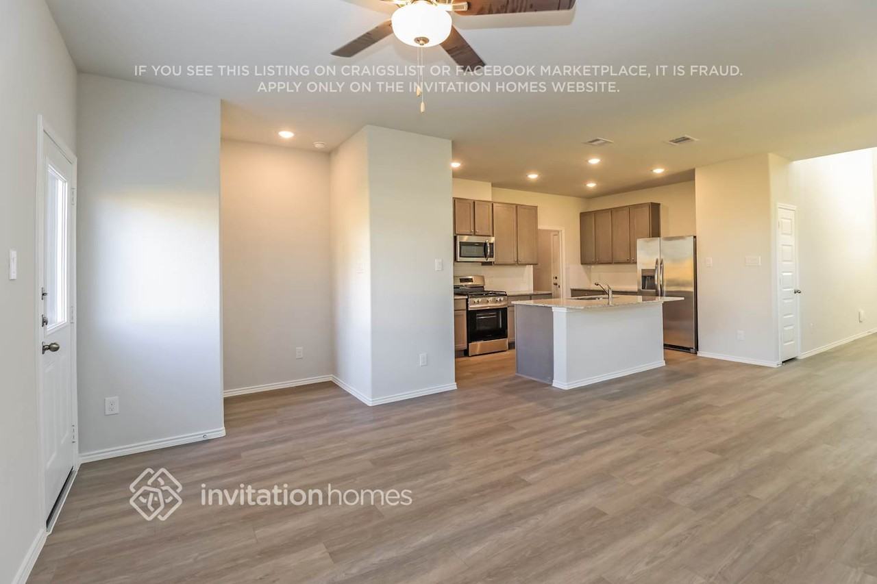10839 Cloudless Ct - Photo 6 of 16