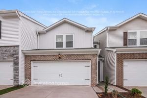 featured image of 835 Hilton Park Loop