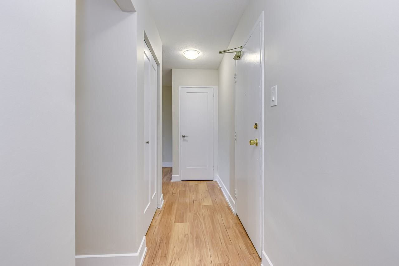 North Park Tower - Photo 7 of 10