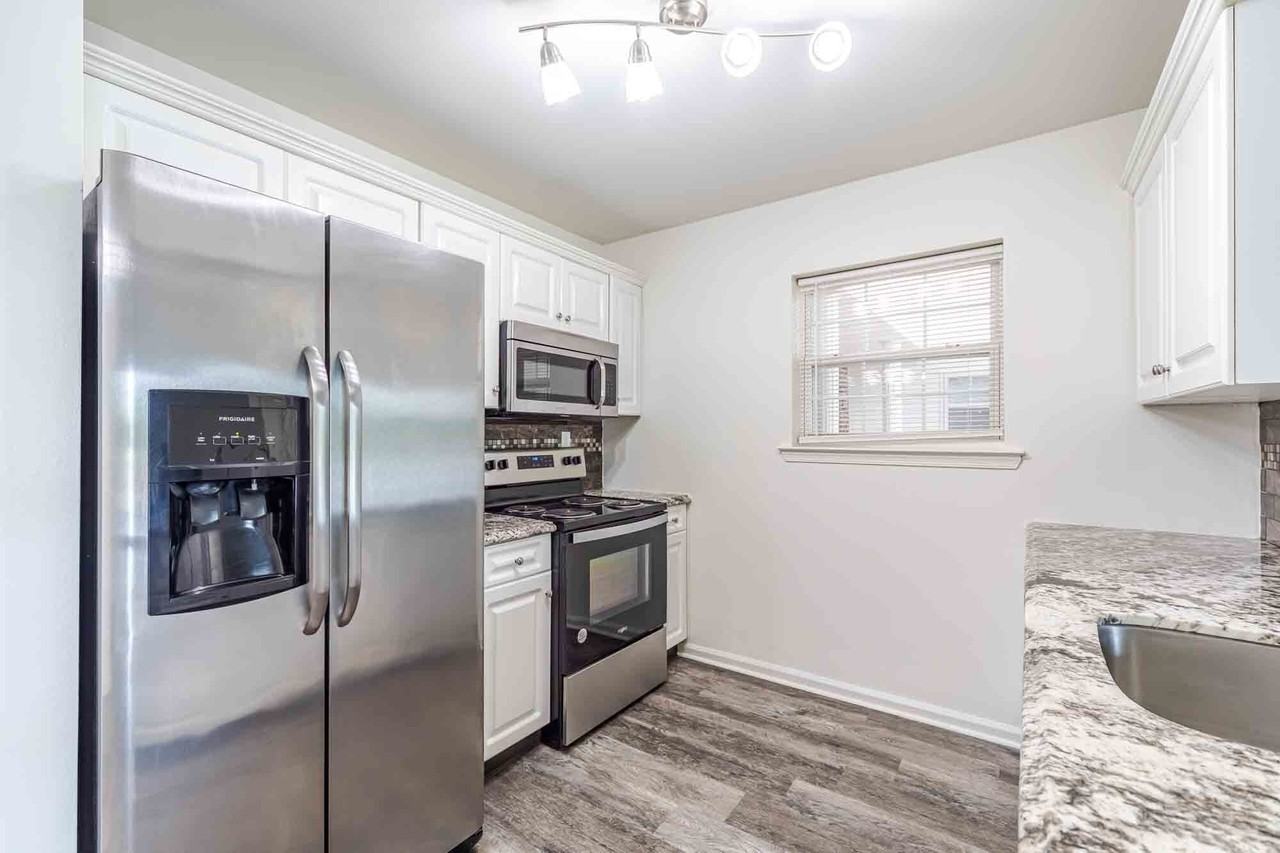 Abrams Run Apartment Homes - Photo 3 of 37