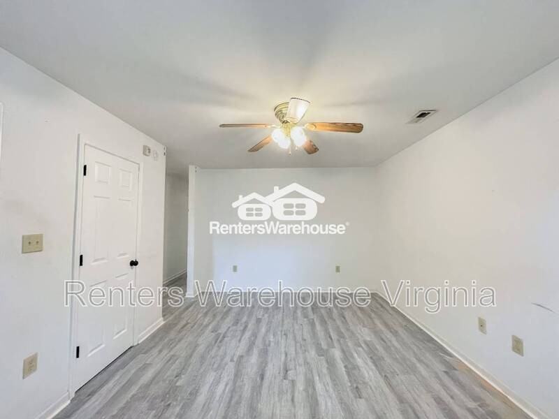 1133 23rd St - Photo 3 of 24