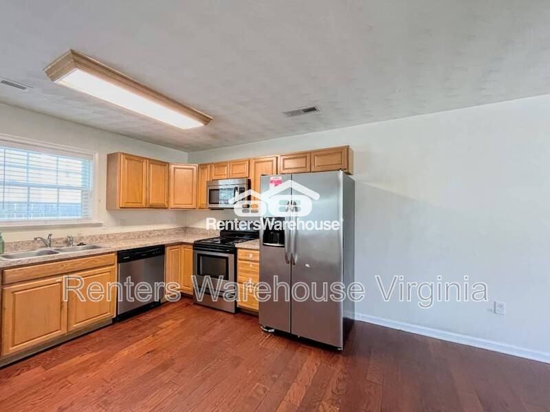 1013 Cascade Blvd - Photo 5 of 25