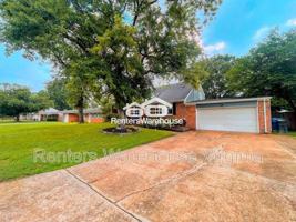 featured image of 952 Westerly Trl