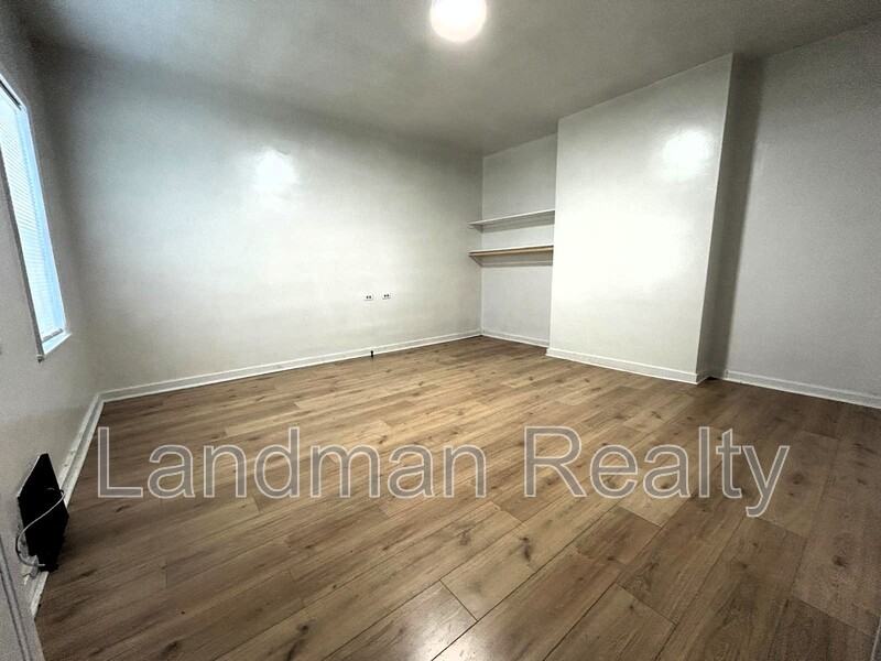 617 9th St - Photo 3 of 10