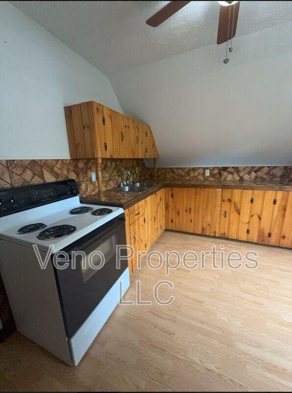 3 Lansing Ave #3 - Photo 3 of 9