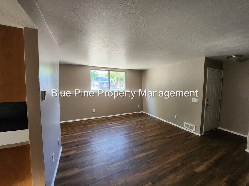 322 Fredregill Rd #4 - Photo 2 of 16