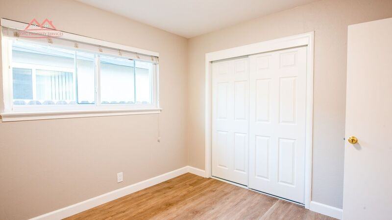 868 Miller Ave - Photo 6 of 19