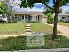 featured image of 1437 Howard Ave