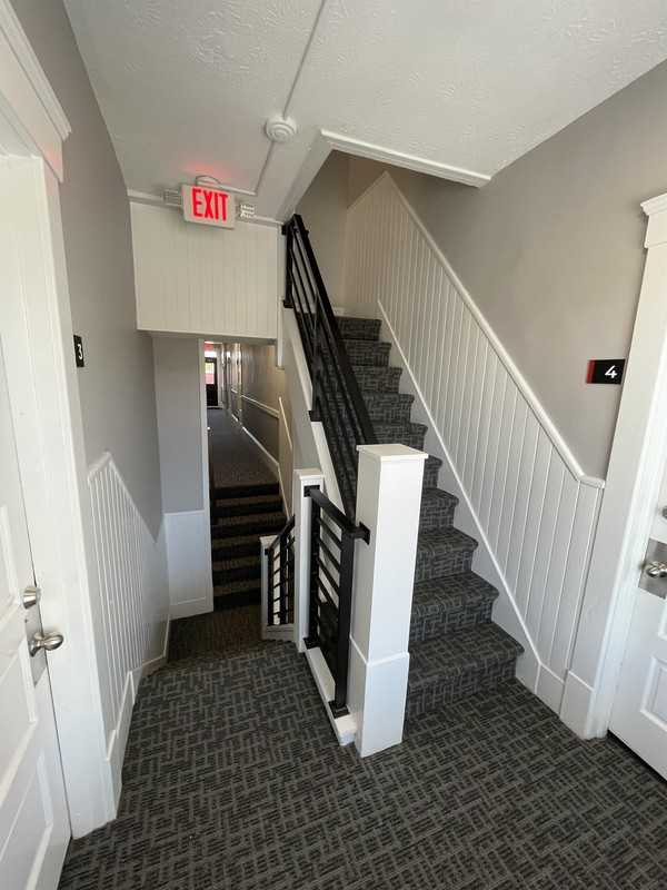 281 S Court St - Photo 5 of 16
