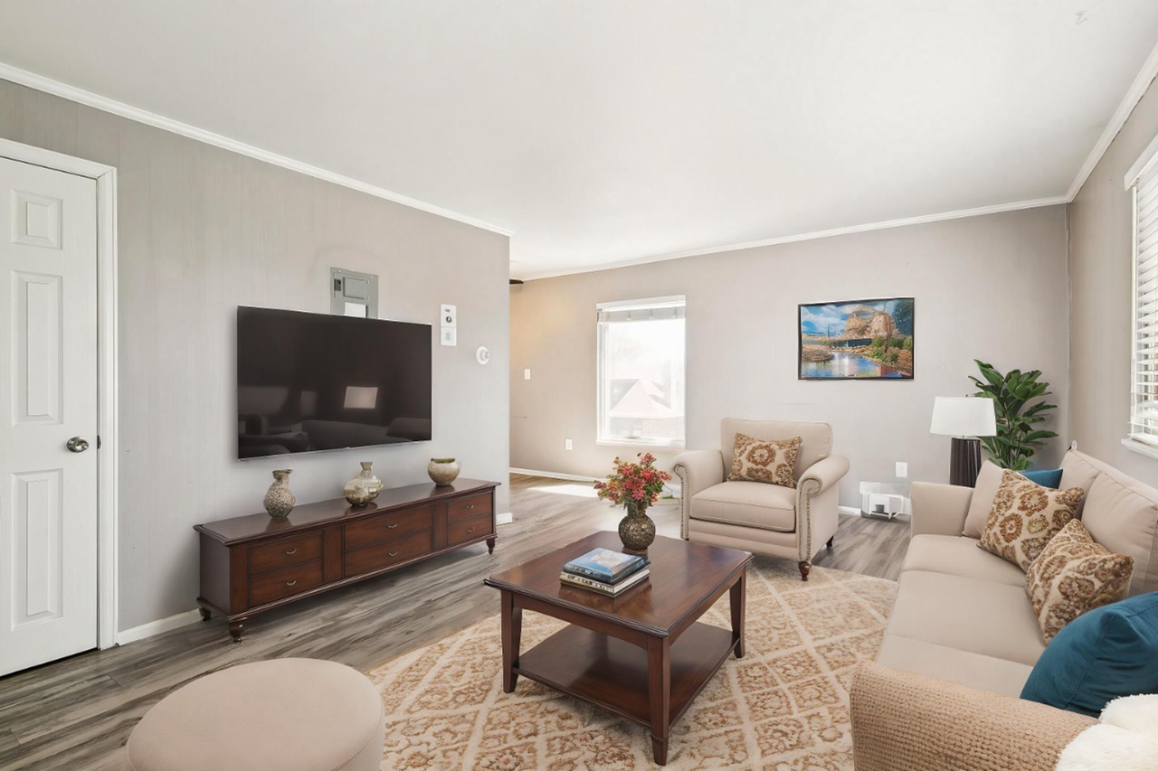 Make Yourself at Home In Our Newly Renovated Apartments - Photo 3 of 45