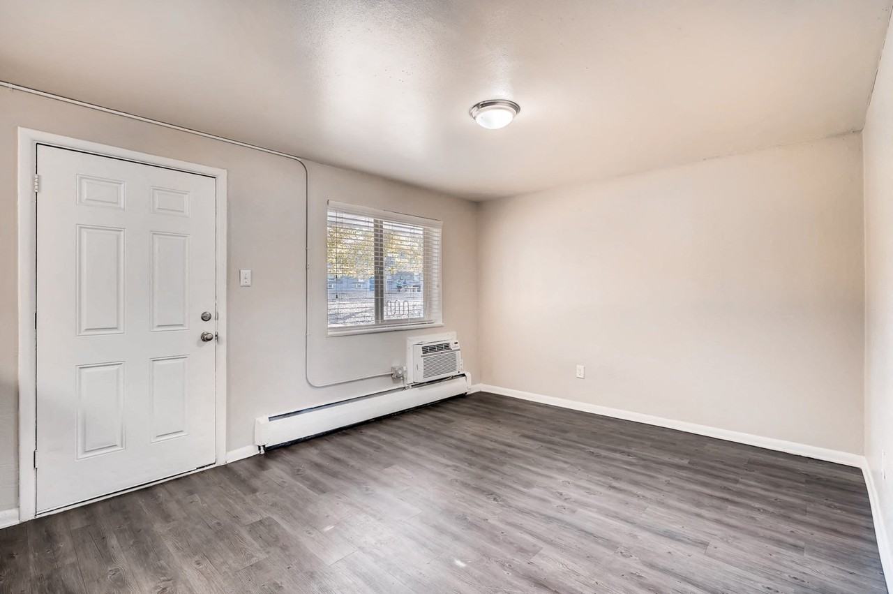 Alpine Flats - Photo 3 of 39