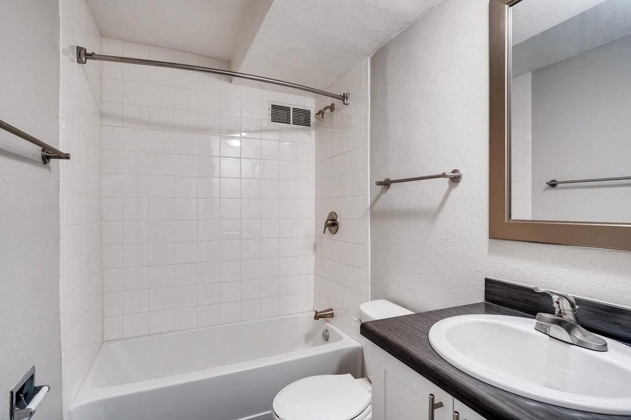 Alpine Flats - Photo 6 of 39