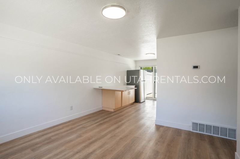 425 Sw #7 - Photo 6 of 19