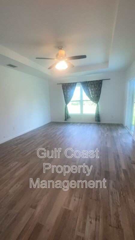 27100 Savoy Dr - Photo 6 of 19