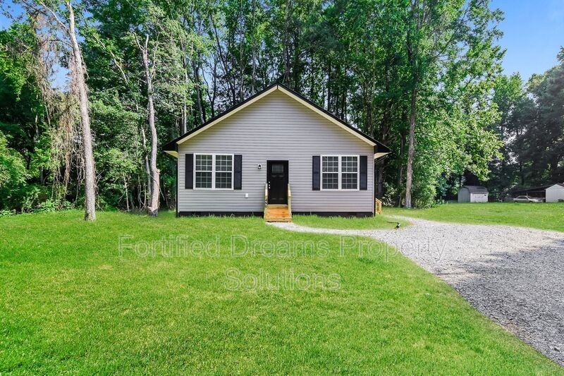 490 W Dameron Ave - Photo 2 of 10