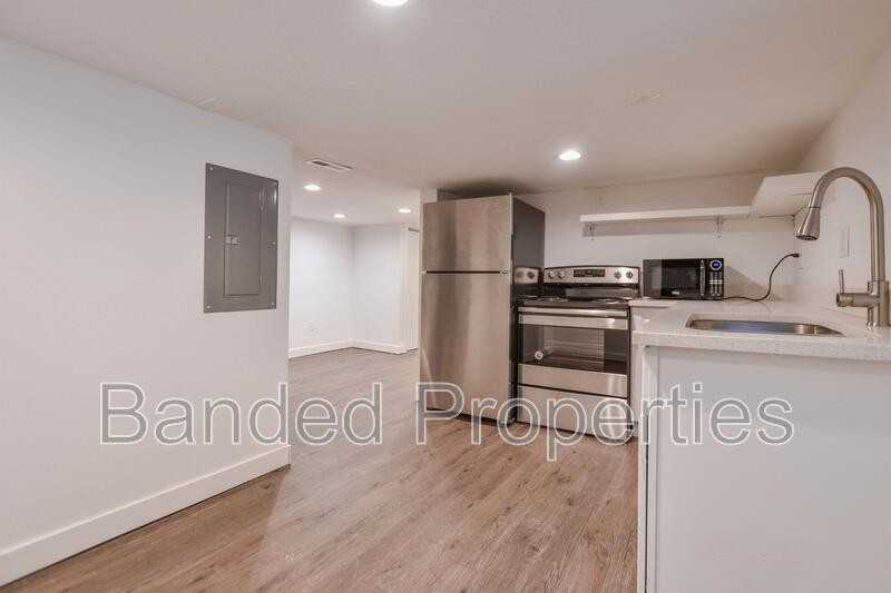 1955 S West Temple - Photo 5 of 19