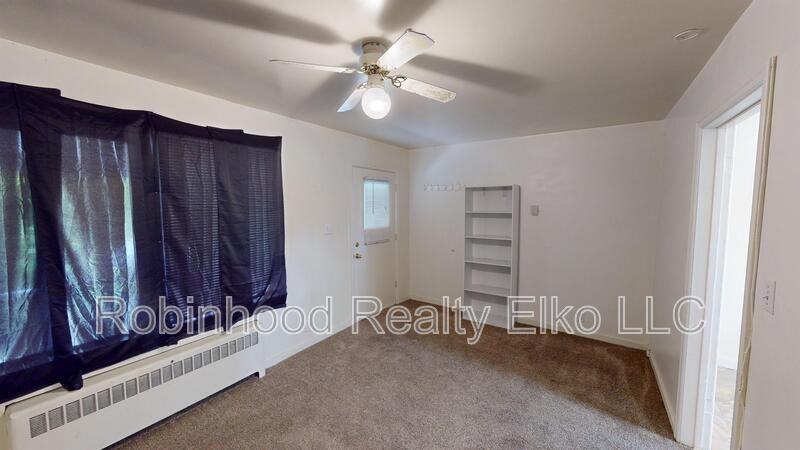 345 Maple St - Photo 4 of 15