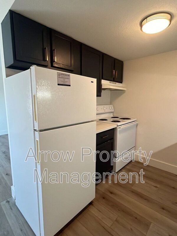 3619 N 60th St #30 - Photo 2 of 7