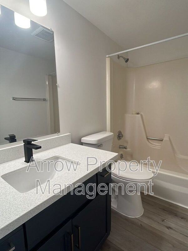 3619 N 60th St #30 - Photo 5 of 7
