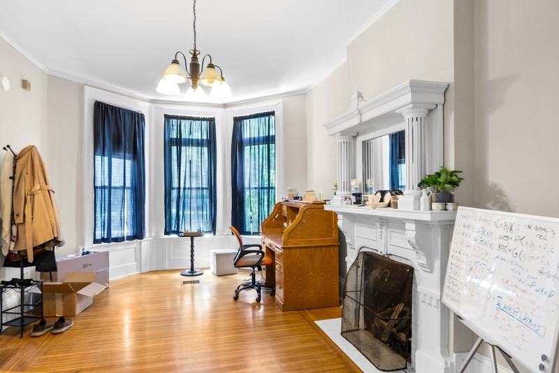 1105 E Genesee St - Photo 5 of 11