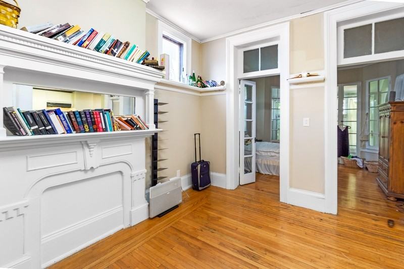 1105 E Genesee St - Photo 7 of 11