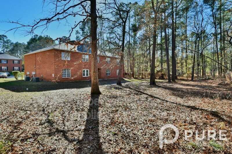 1011 Beatty Rd - Photo 4 of 30