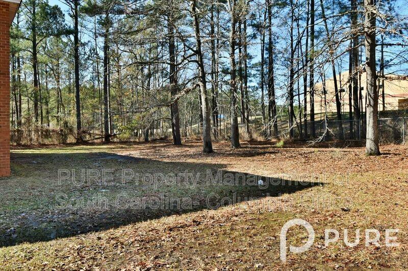 1011 Beatty Rd - Photo 5 of 30